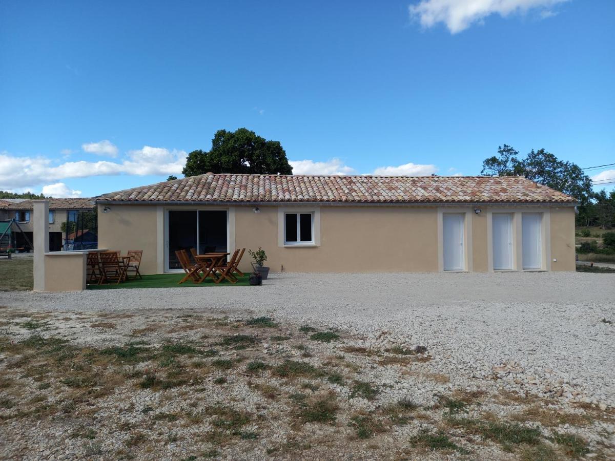 A Ventoux Yourte Monieux Esterno foto