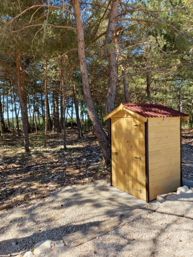 A Ventoux Yourte Monieux Esterno foto